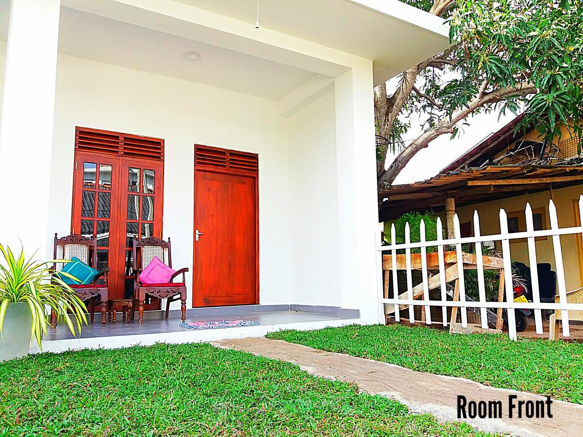 A&B Resort Negombo Kudapaduwa Eksteriør billede