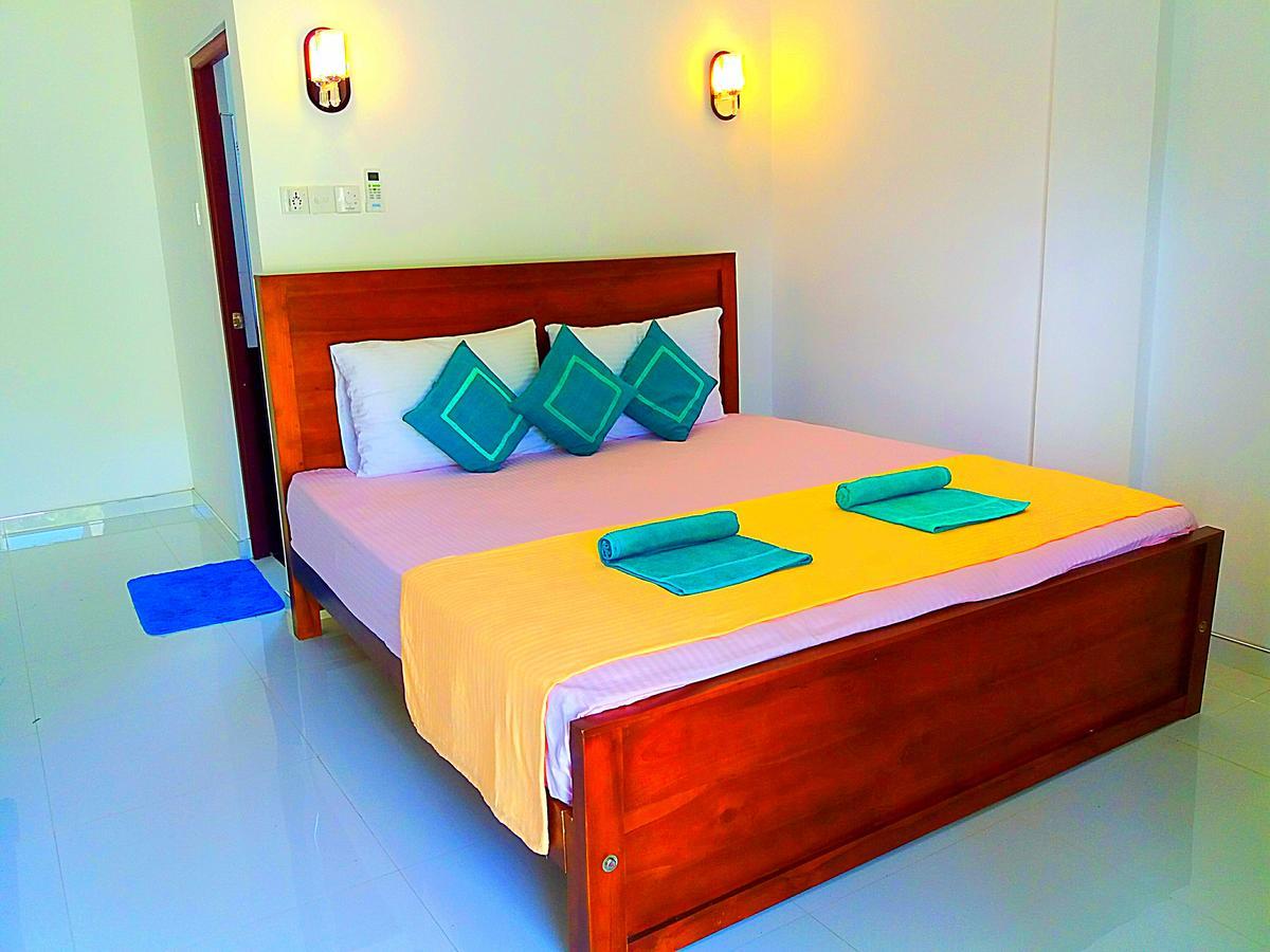 A&B Resort Negombo Kudapaduwa Eksteriør billede